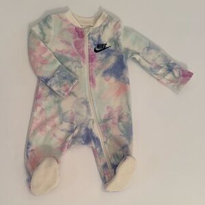 Nike Pastel Tie-Dye Zipped Footie Newborn EUC